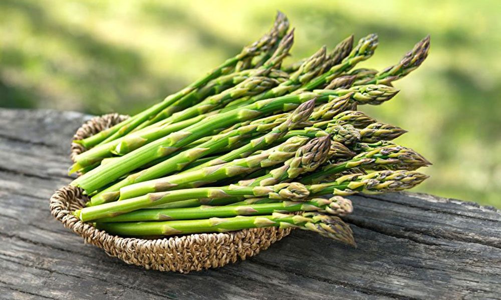 Asparagus lying in the basket