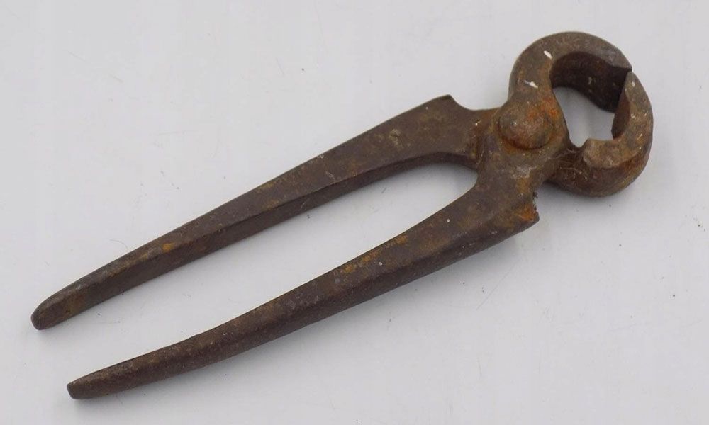 Old pincers